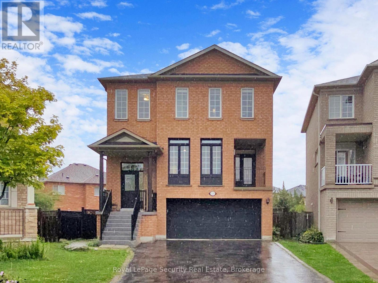 128 Daiseyfield Cres, Vaughan, ON L4H 2T7