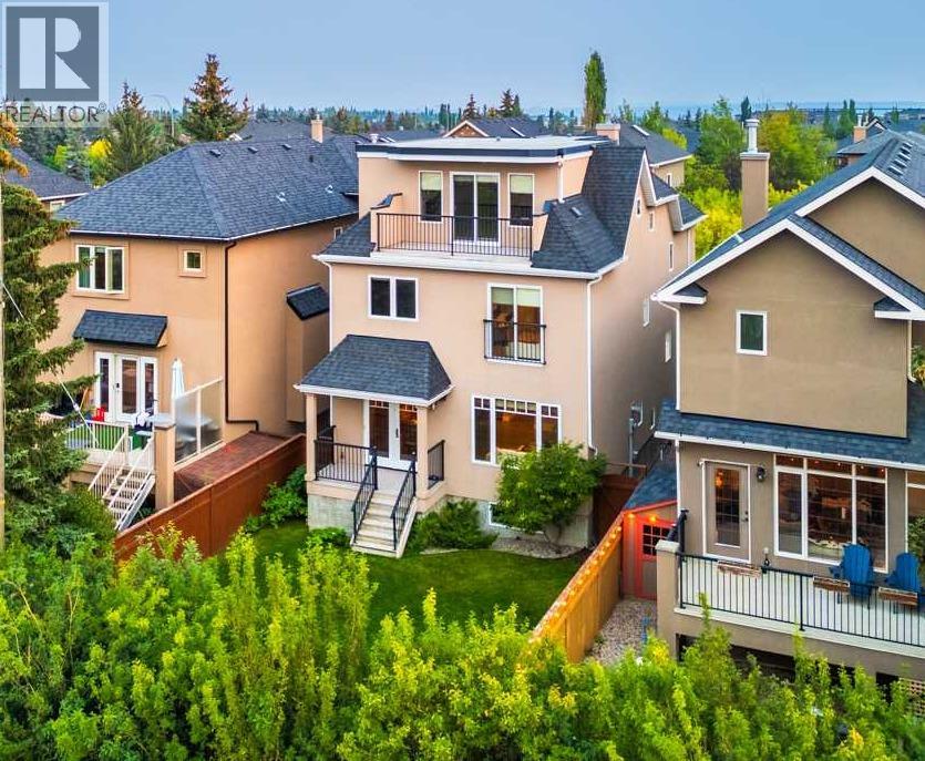 24 Aspen Meadows Grn SW, Calgary, AB T3H 5J9
