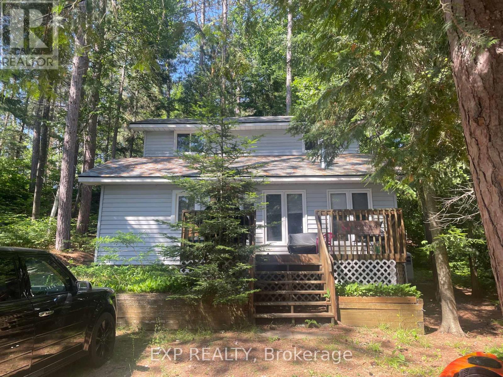 19 Gorny Ln, Madawaska Valley, ON K0J 1B0