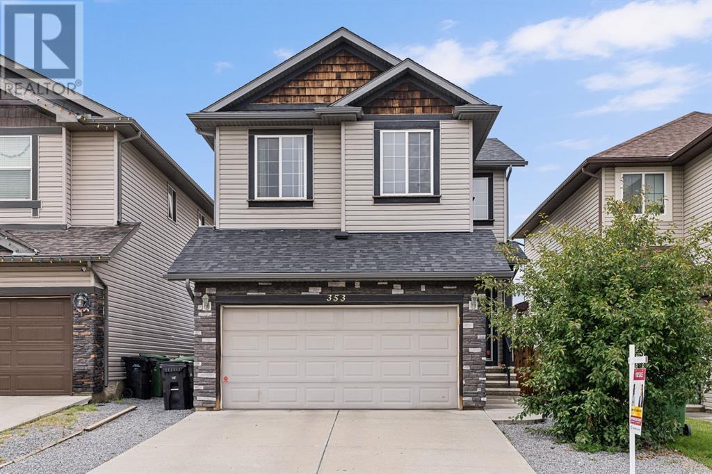 353 Panora Way NW, Calgary, AB T3K 0V2