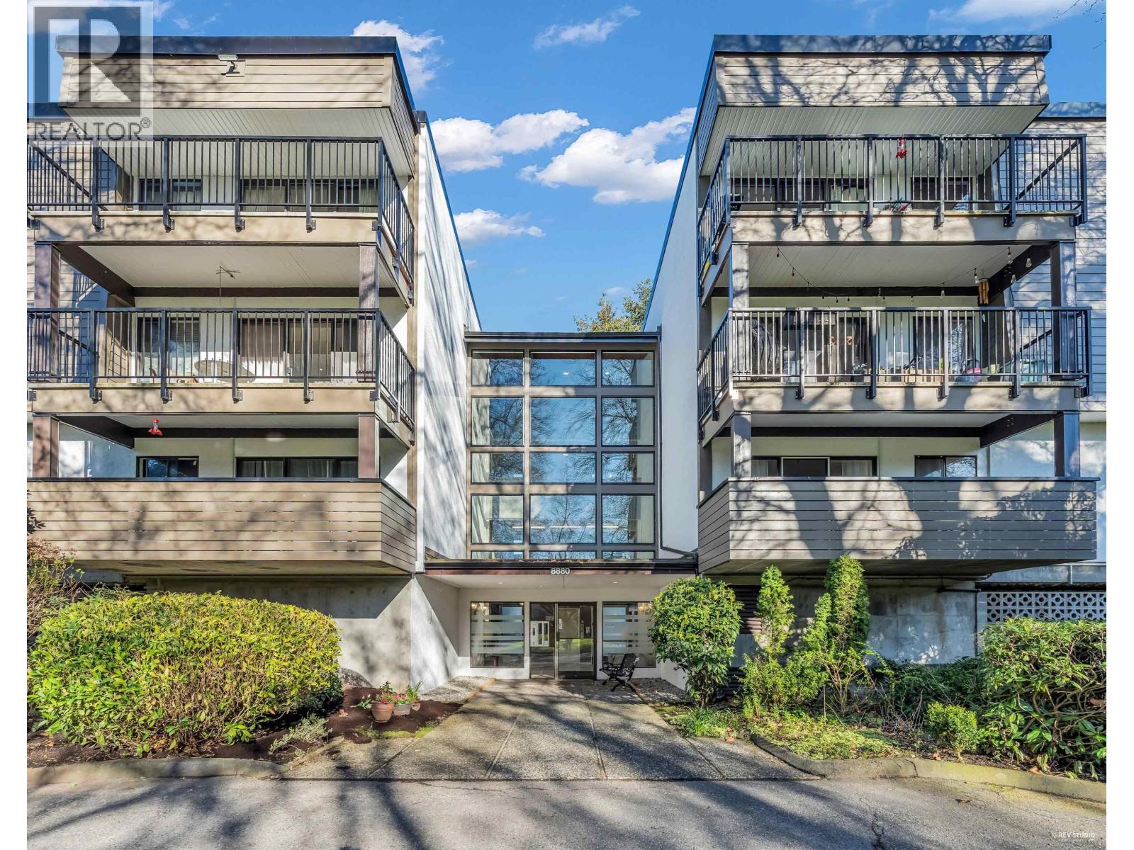 8880 No 1 Road Unit 104, Richmond, BC V7C 4C1