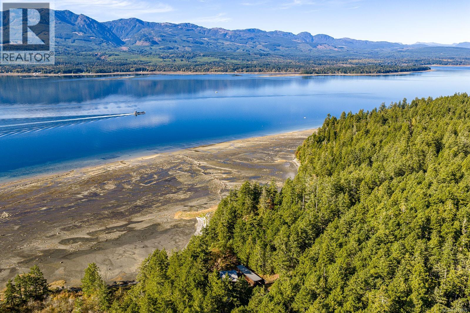 6161 Lacon Rd, Denman Island, BC V0R 1T0