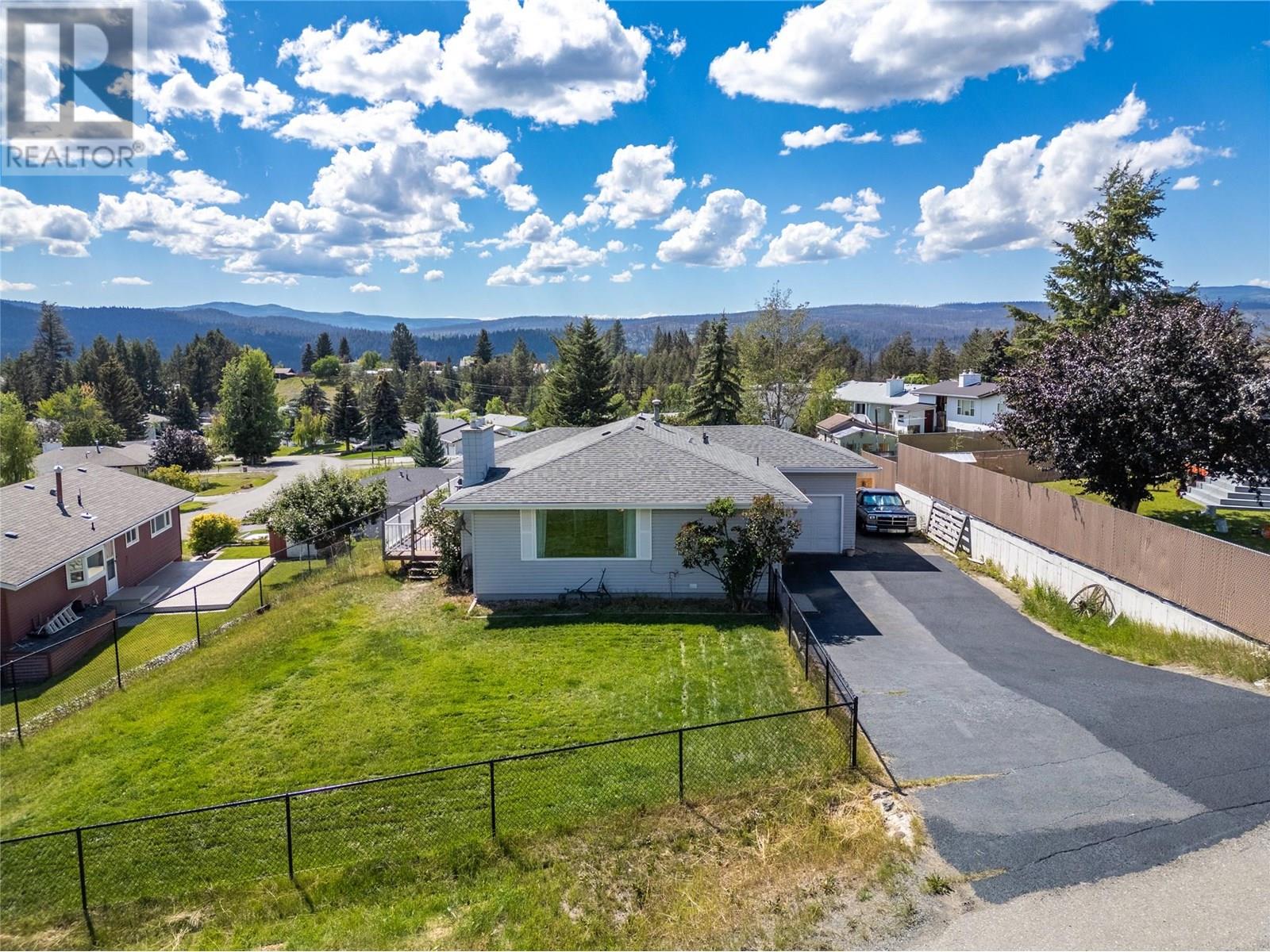 12 Emerald Dr, Logan Lake, BC V0K 1W0