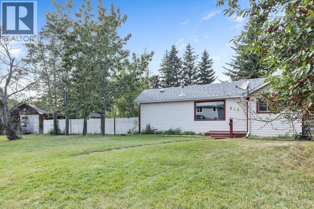 216 Royalties Cres, Longview, AB T0L 1H0
