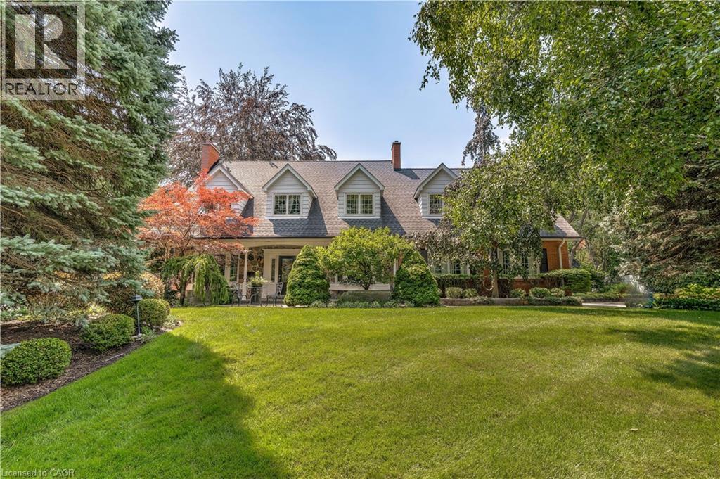 166 Maple Grove Dr, Oakville, ON L6J 4V1