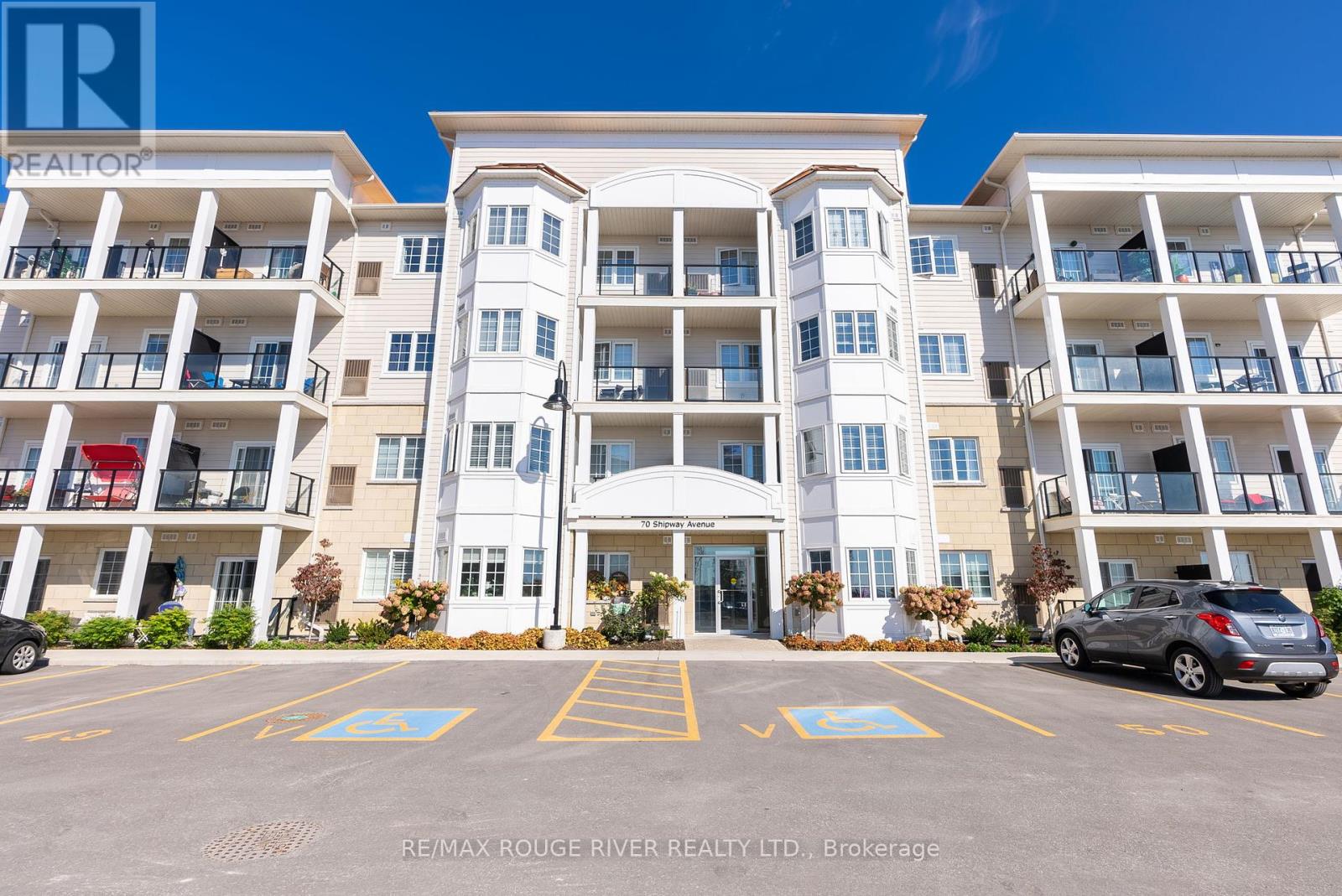 206 70 Shipway Ave, Clarington, ON L1B 0V7