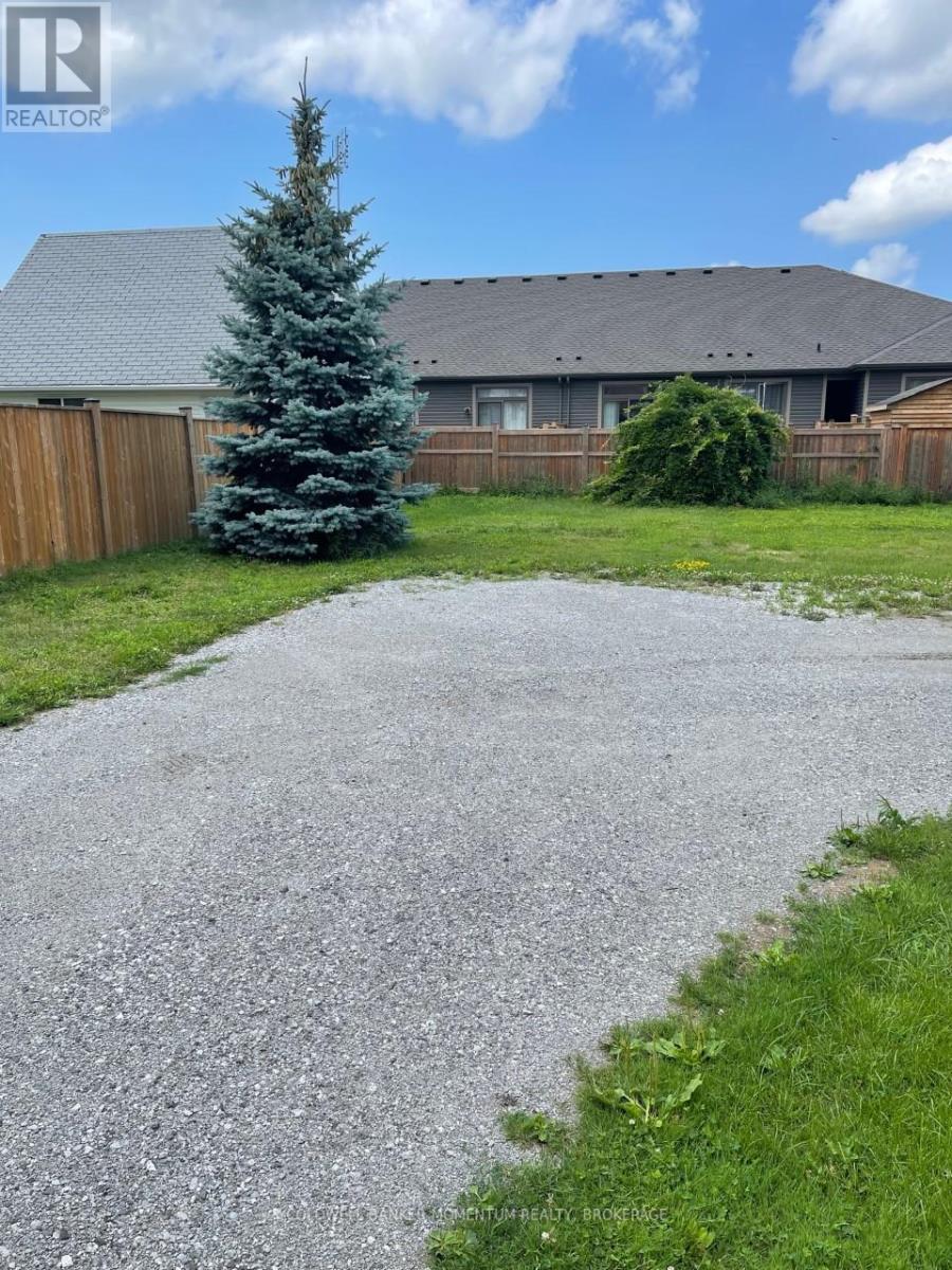 34 Oakdale Ave #a, St. Catharines, ON L2P 2B9