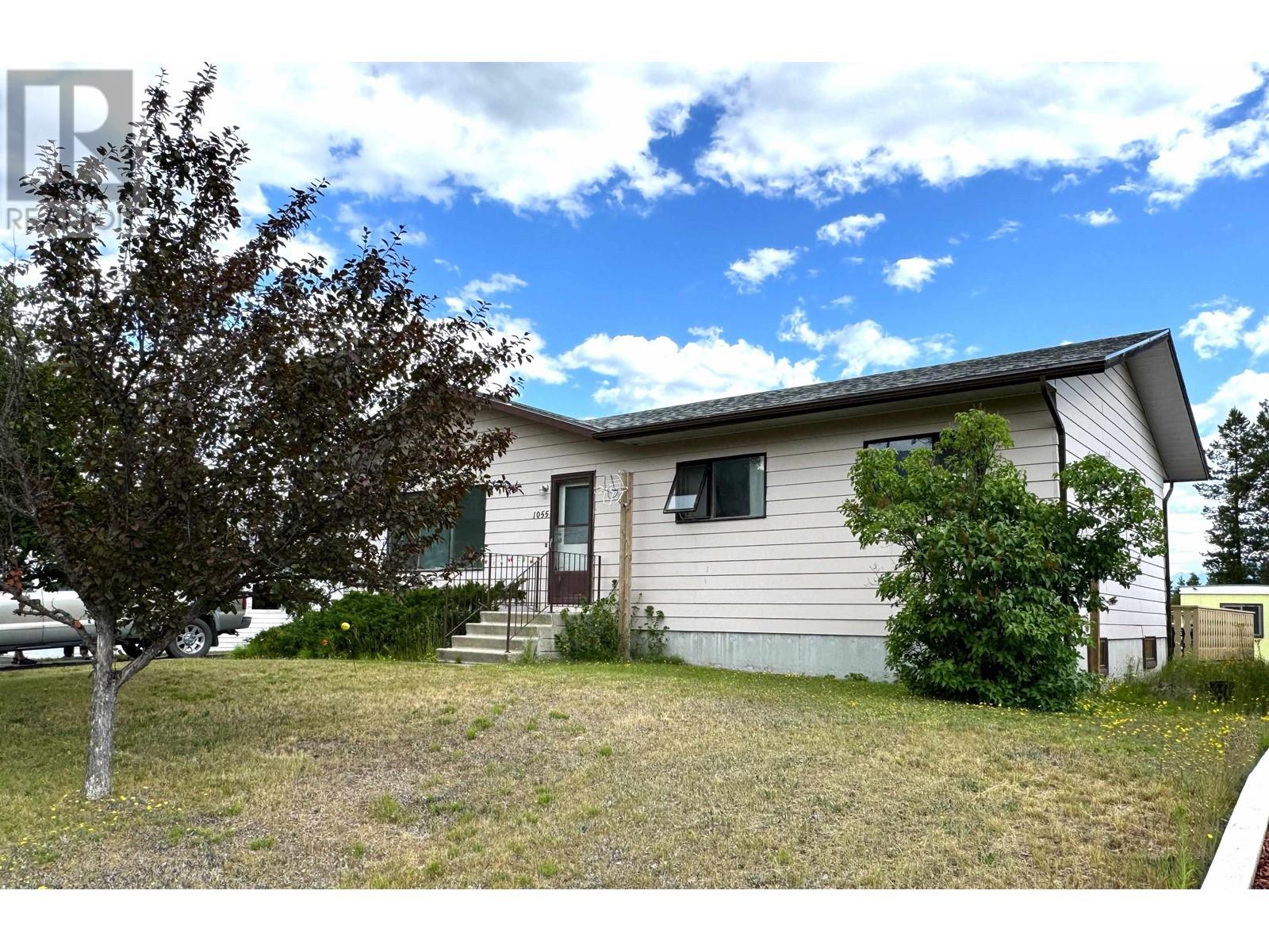 1055 9 Avenue, Valemount, BC V0E 2Z0