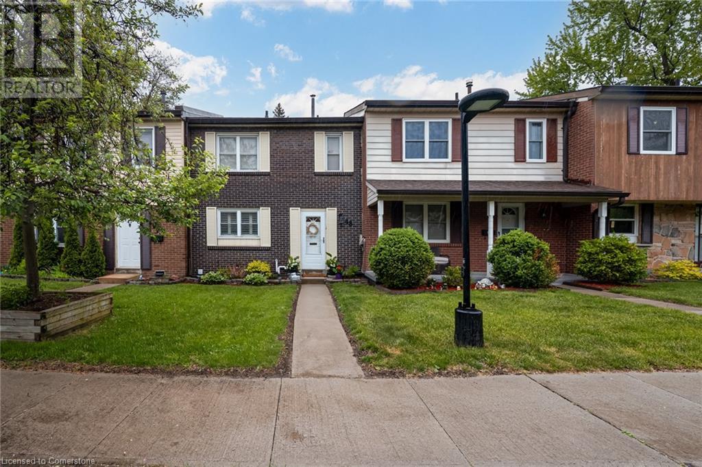 2825 Gananoque Dr, Mississauga, ON L5N 1V6