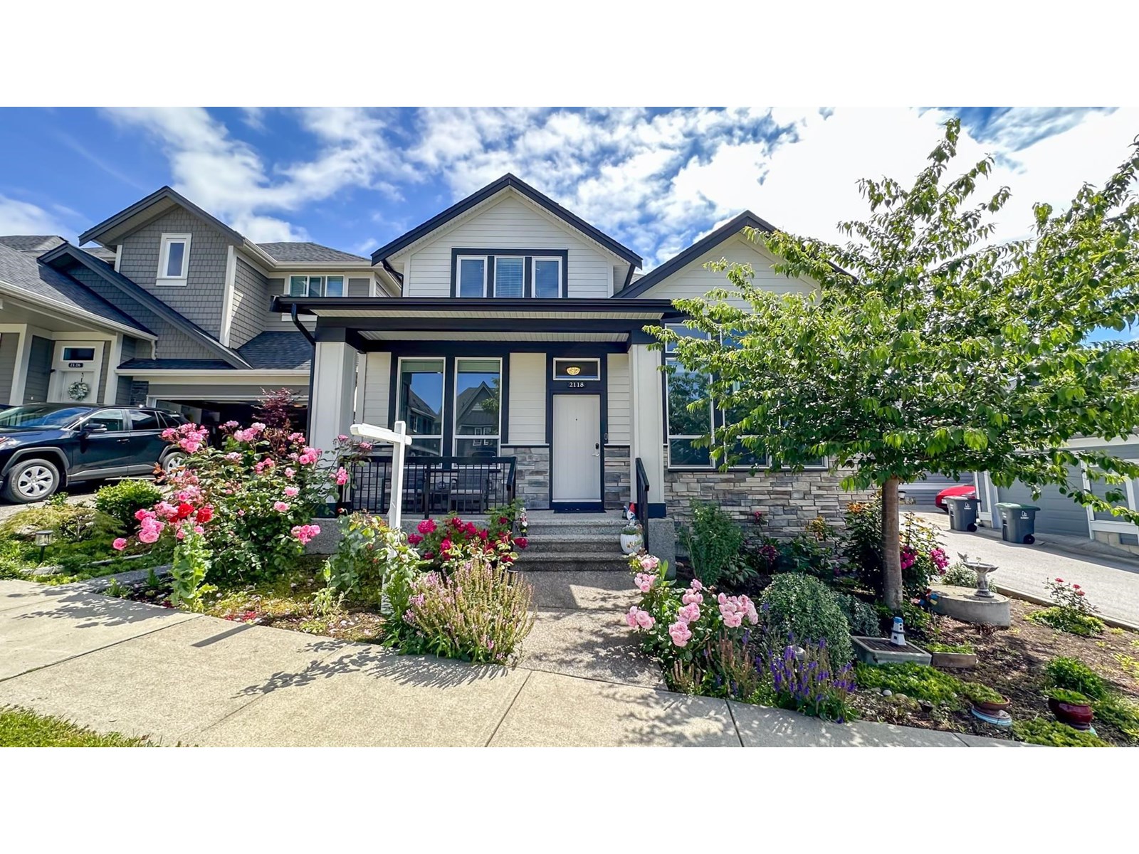 165 Street Unit 2118, Surrey, BC V3Z 0V7