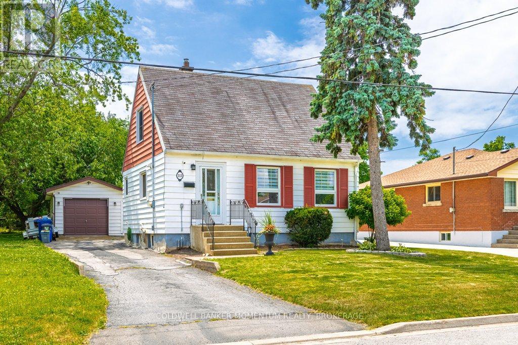 313 Highland Ave, Fort Erie, ON L2A 2Y1