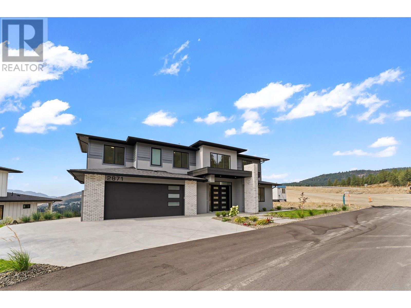 2871 Copper Ridge Dr, West Kelowna, BC V4T 0E7