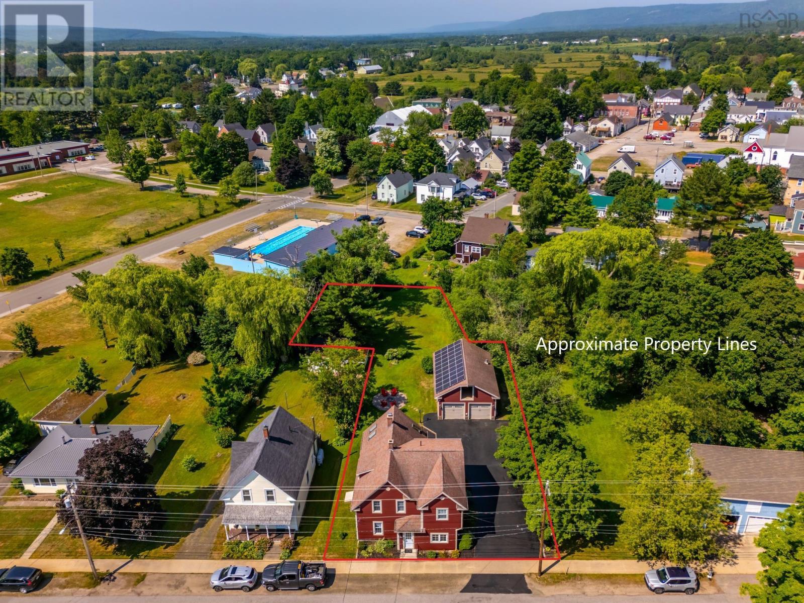 5 Rectory St, Bridgetown, NS B0S 1C0