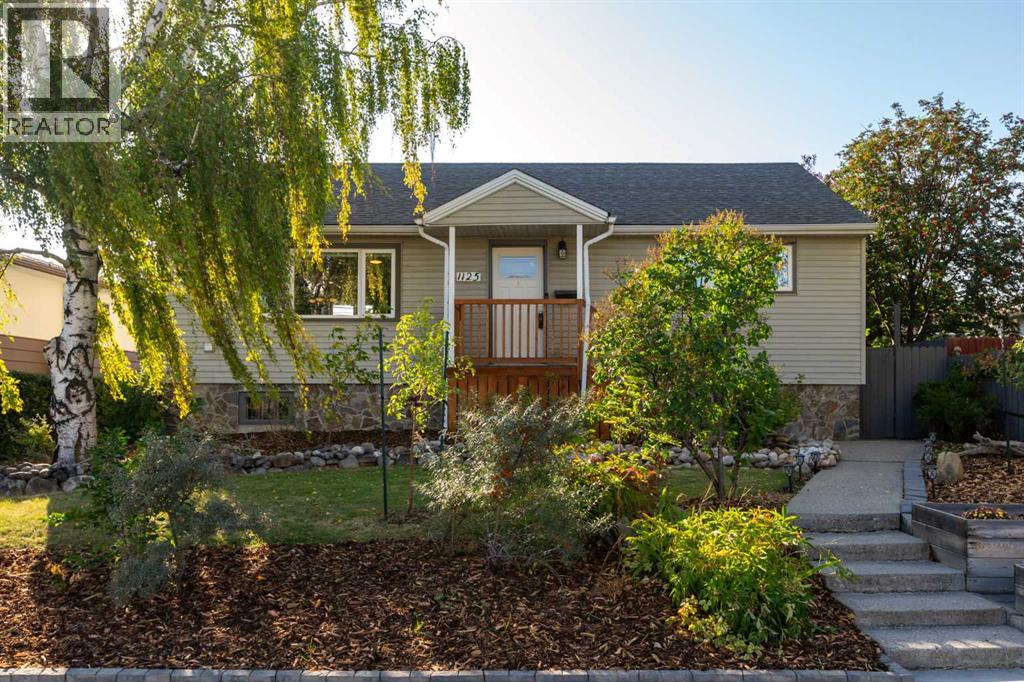 40 Street Sw Unit 1125, Calgary, AB T3C 1W6