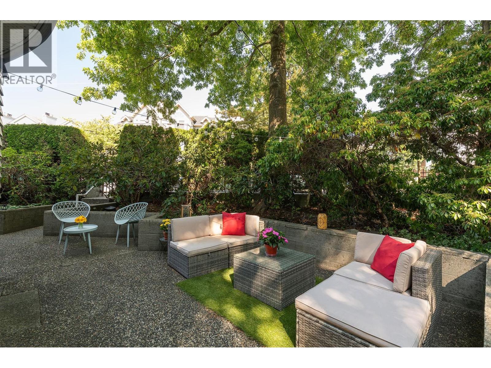 838 W 16th Avenue Unit 102, Vancouver, BC V5Z 1T1