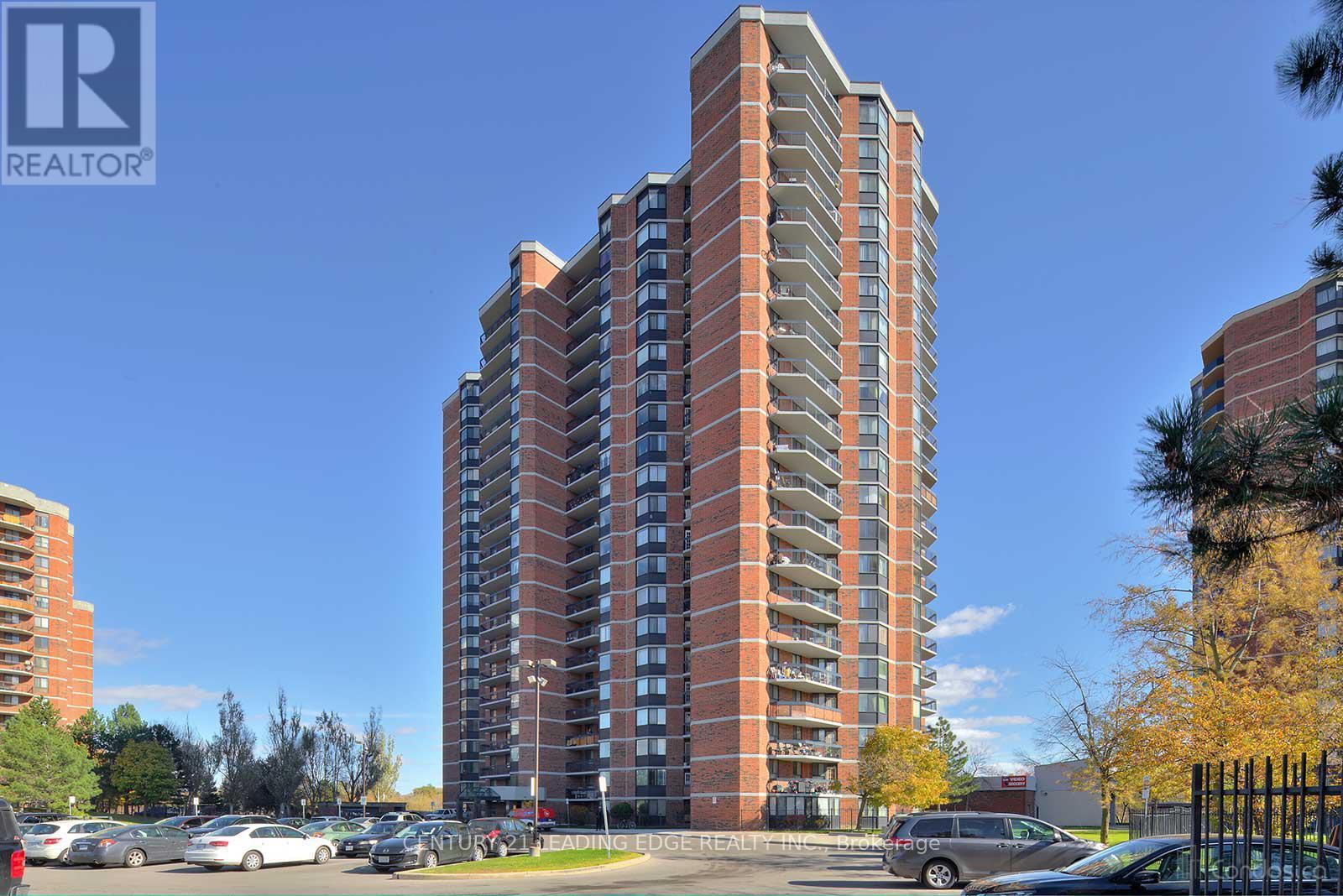 112 236 Albion Rd, Toronto, ON M9W 6A6
