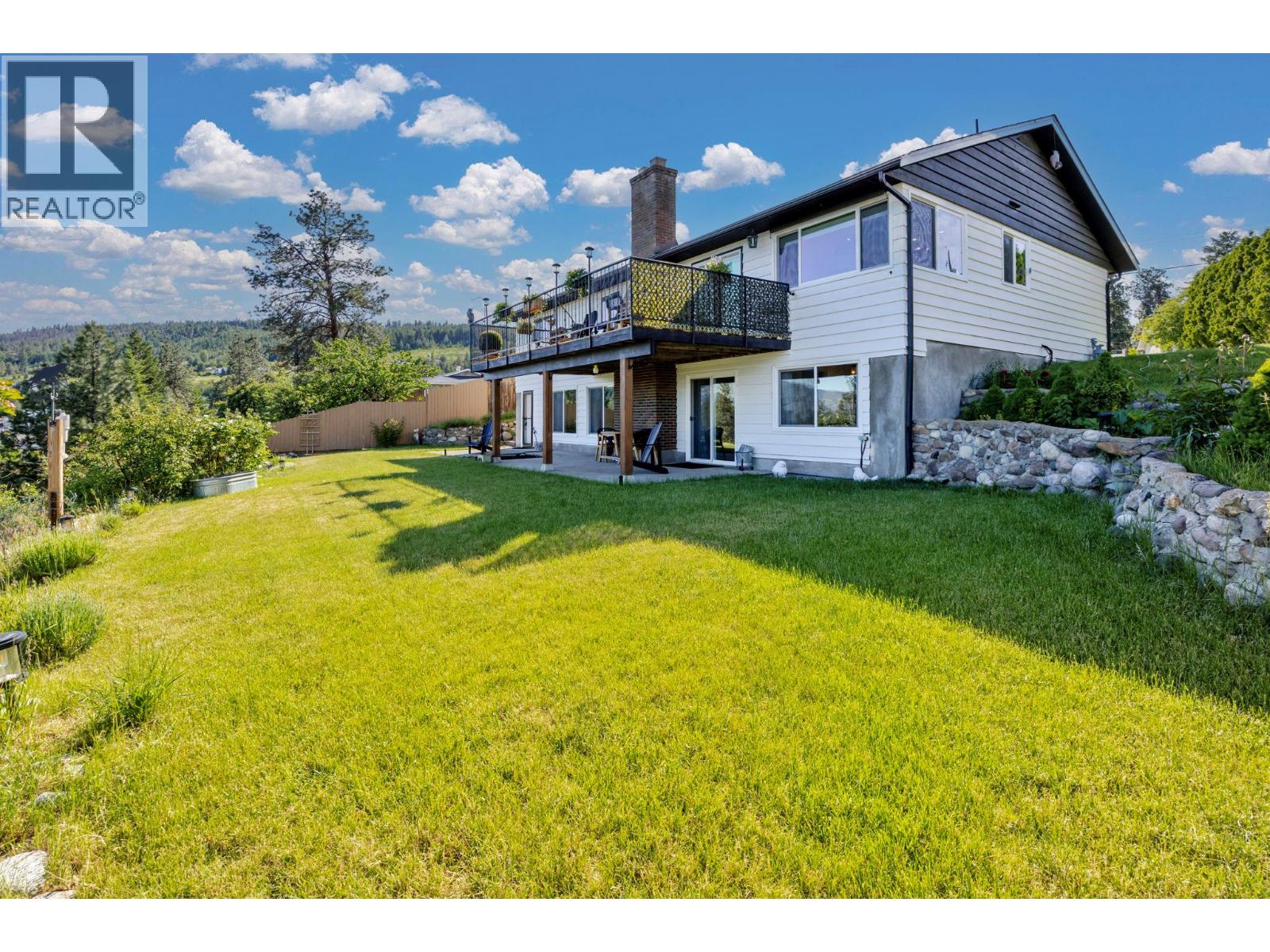3371 Mcmurchie Rd, West Kelowna, BC V4T 1B4