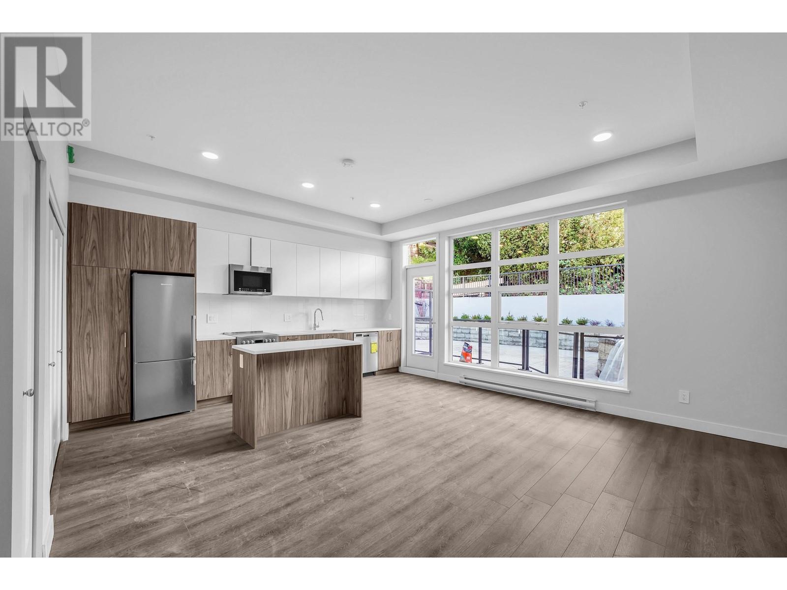 5535 Hastings Street Unit 202, Burnaby, BC V5B 1R2