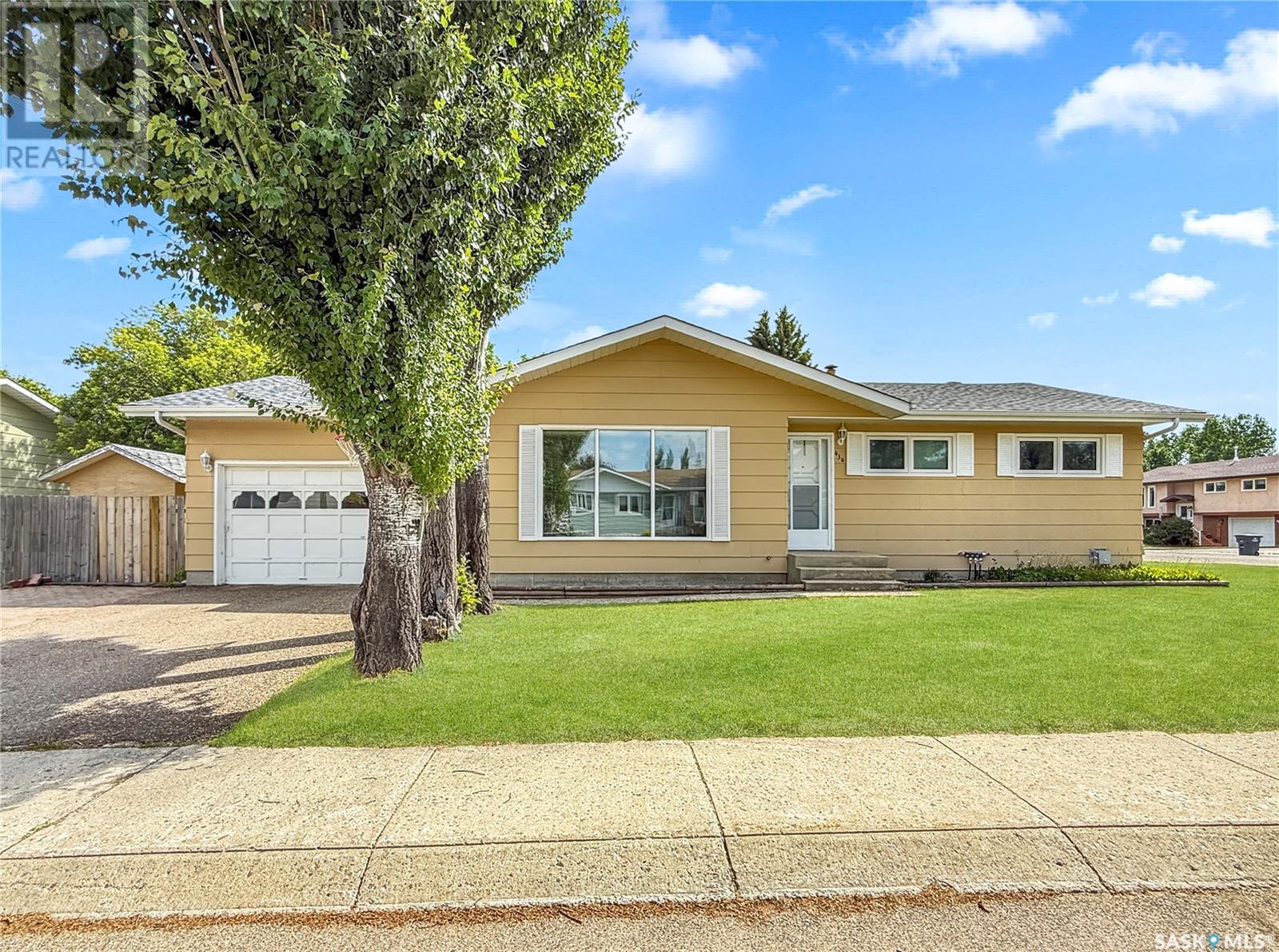 434 Colonel Otter Dr, Swift Current, SK S9H 4P6