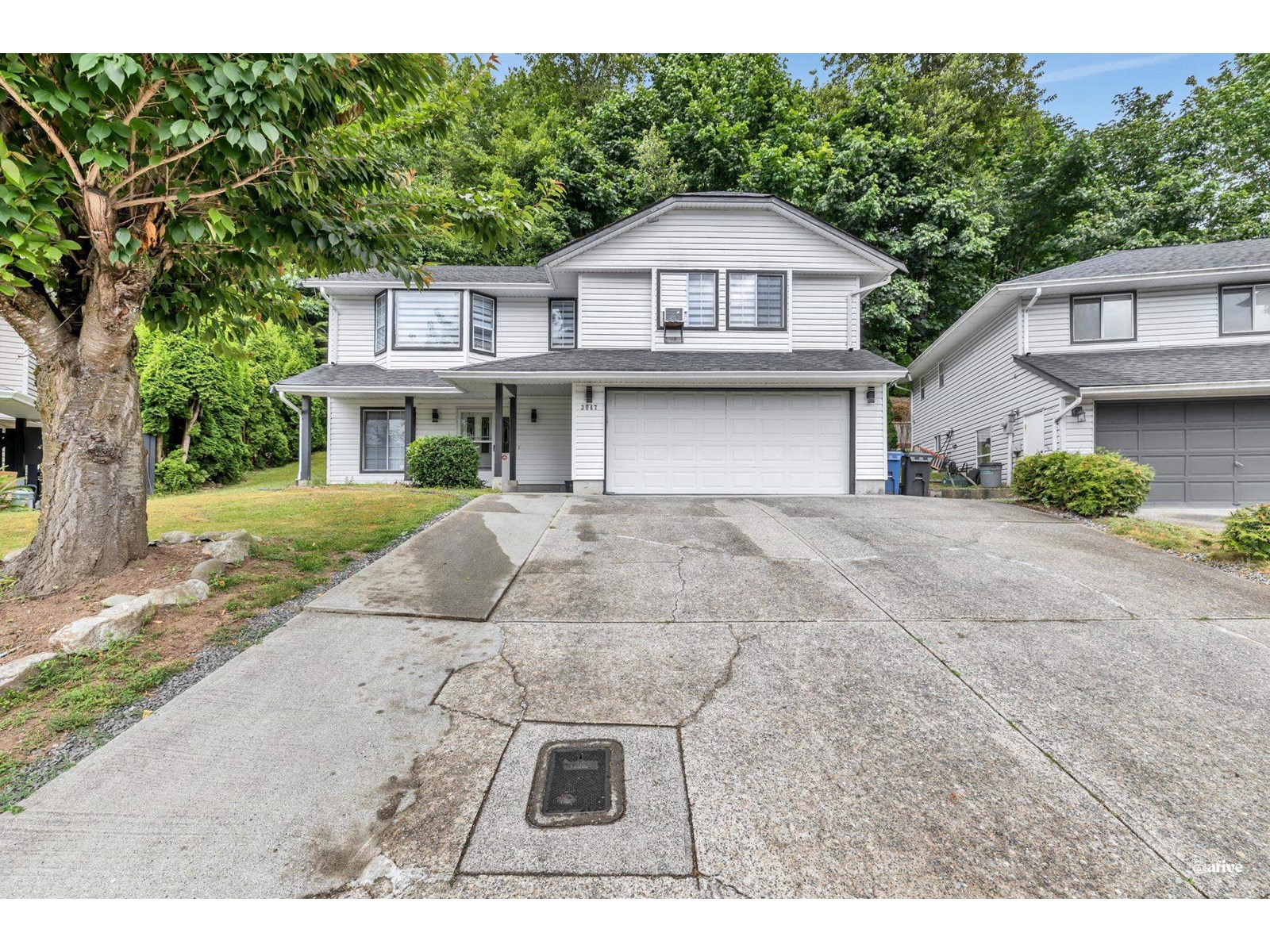 3047 Crossley Dr, Abbotsford, BC V2T 5G7