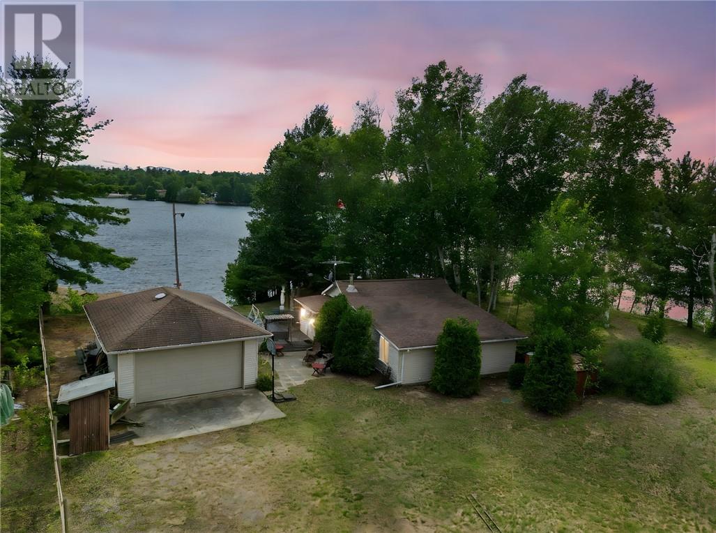 82 Baker Dr, Nairn Centre, ON p0m 2l0
