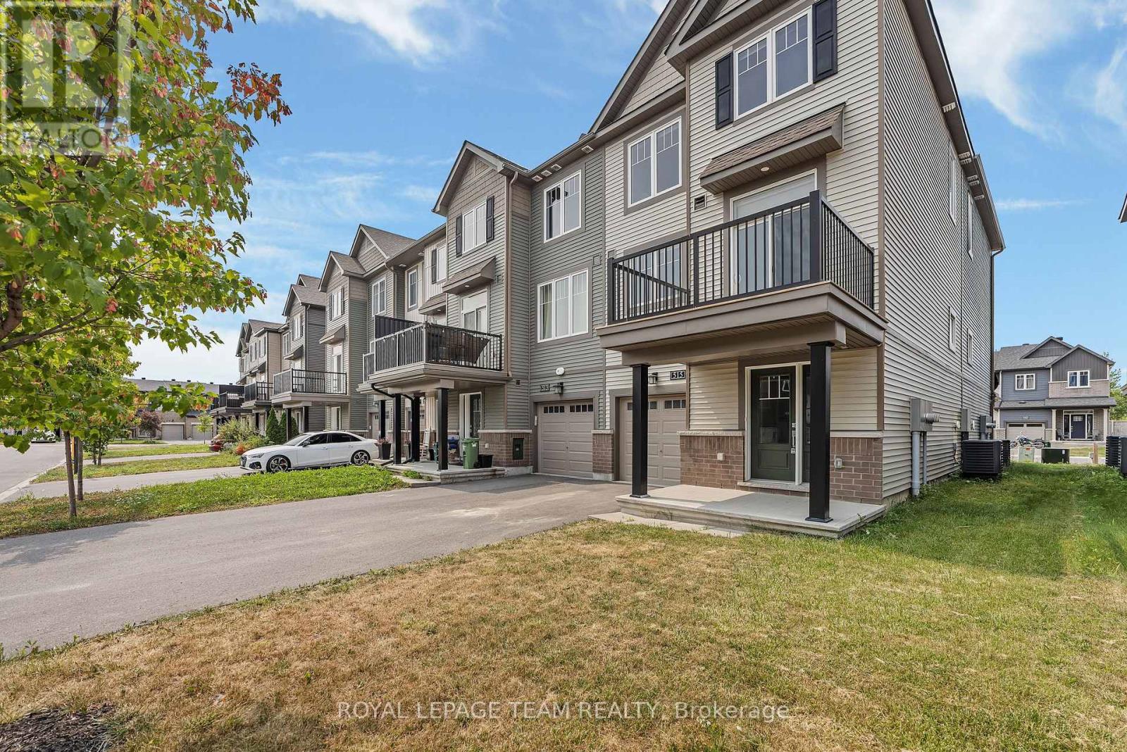 515 Clemency Cres, Ottawa, ON K2J 6R7