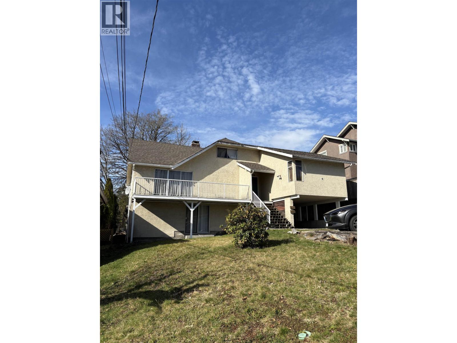 1615 Holdom Ave, Burnaby, BC V5B 3V7