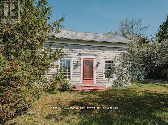 6419 County Road 2 Rd, Loyalist, ON K0H 2H0