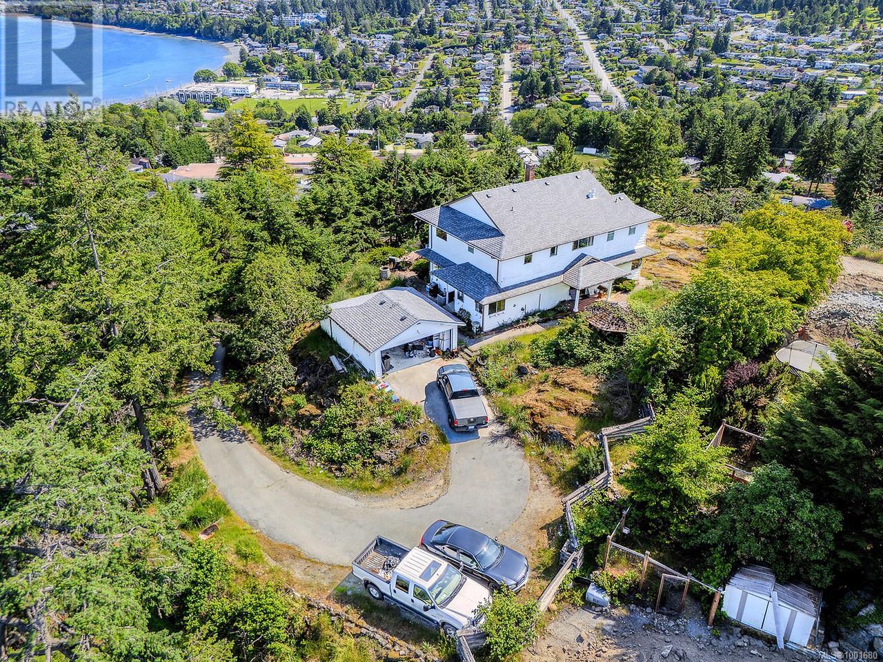 1573 Scarlet Hill Rd, Nanaimo, BC V9T 1J2