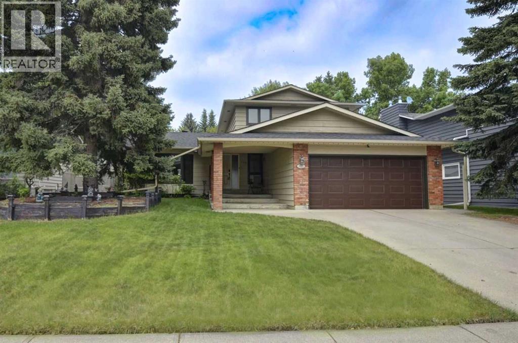 623 Lake Simcoe Close SE, Calgary, AB T2J 5H7