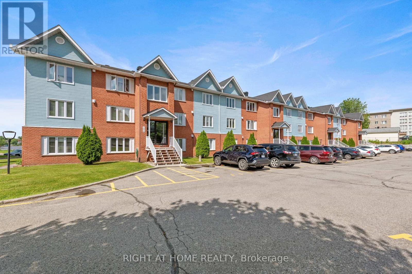 2 Unit 160 Edwards St #b, Clarence-Rockland, ON K4K 1H9