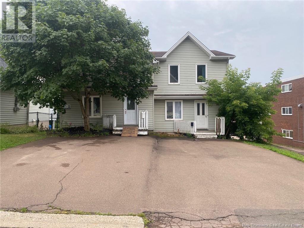 2 Donald Ave #-4, Moncton, NB E1A 3A6