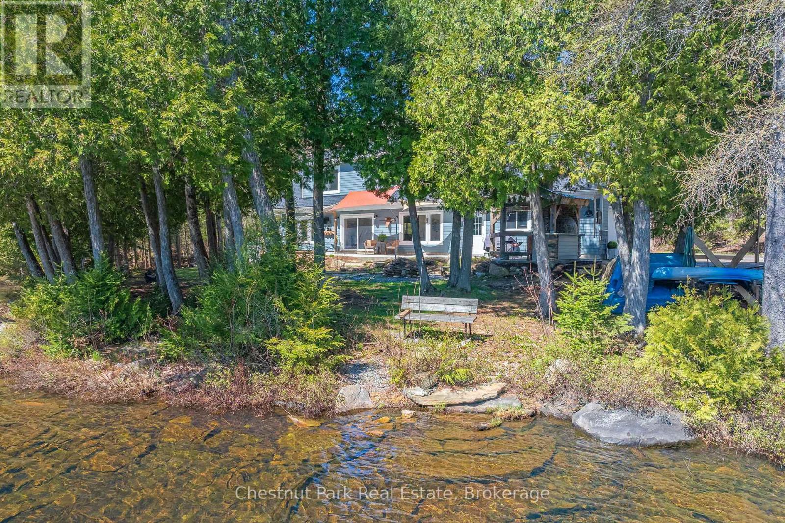 1030 Brooks Lake Rd, Lake of Bays, ON P1H 2J6