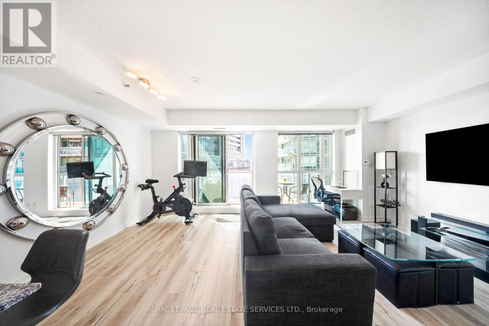 708 69 Lynn Williams St, Toronto, ON M6K 3R7