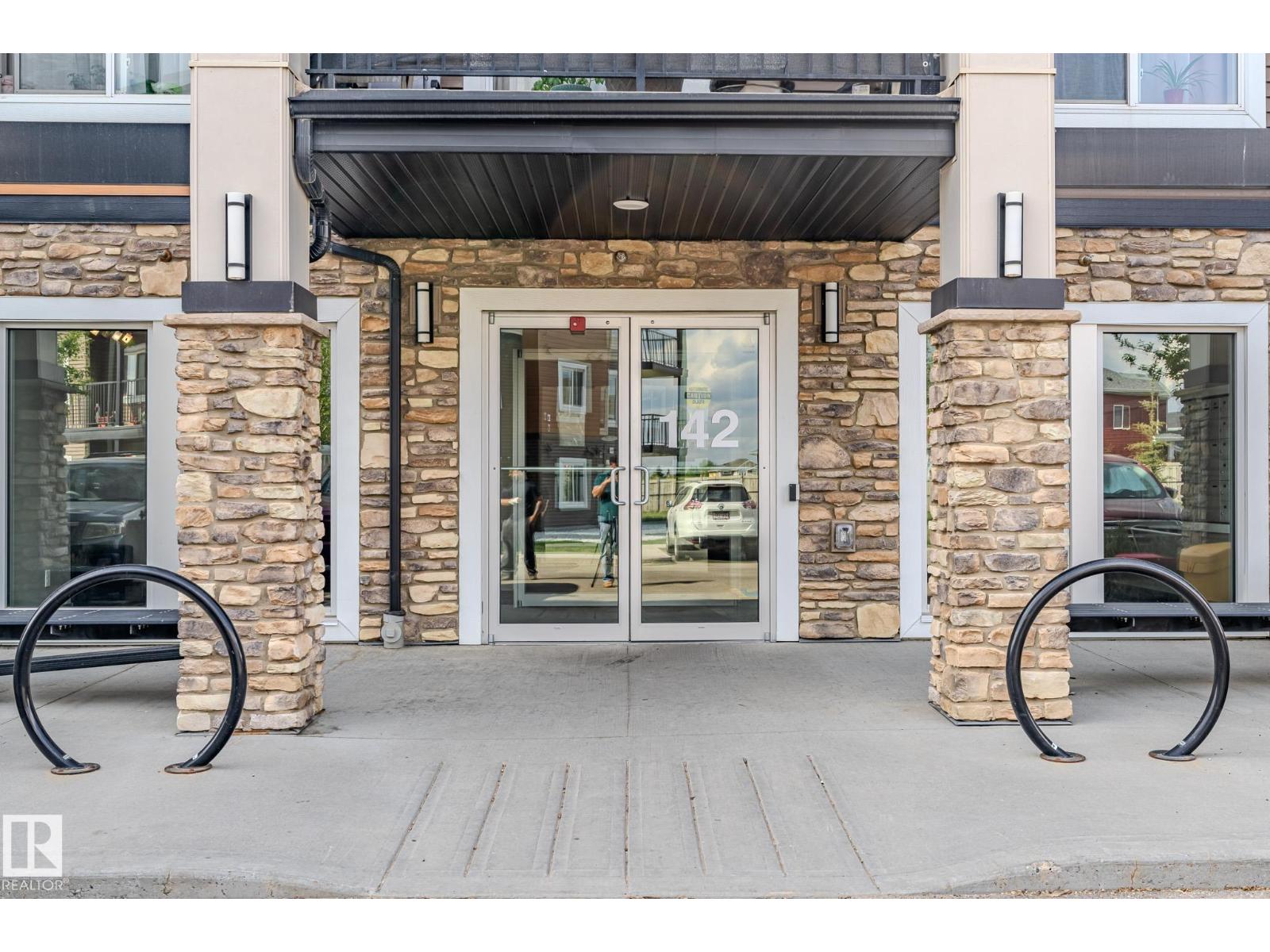 142 Ebbers Boulevard Northwest #107, Edmonton, AB T5Y 3W2