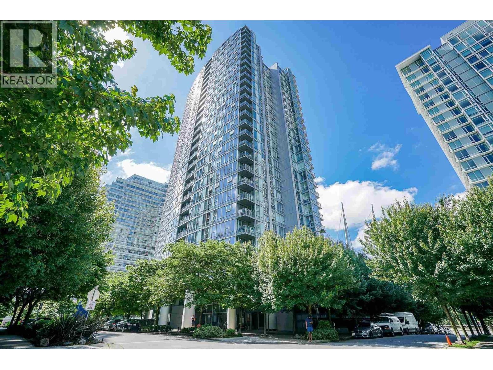 111 W Georgia Street Unit 2206, Vancouver, BC V6B 1T8