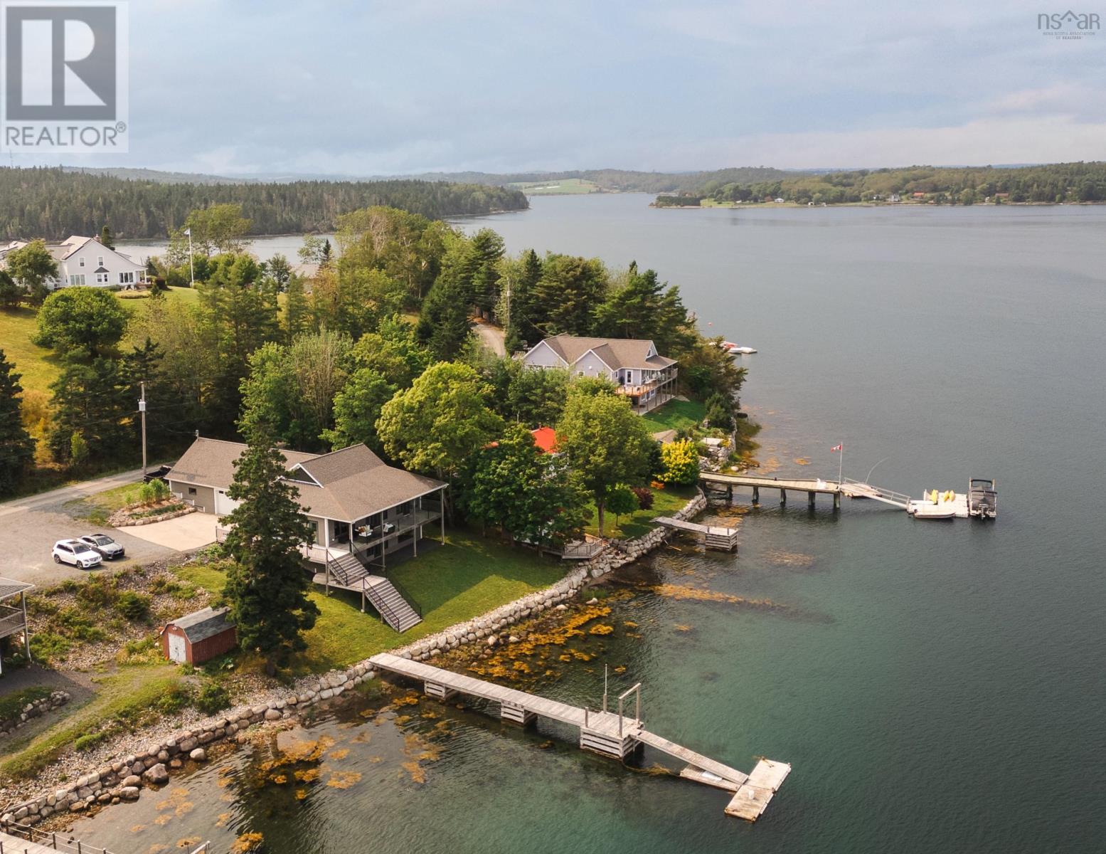 216 Hebb Point Rd, Lunenburg, NS B0J 2C0