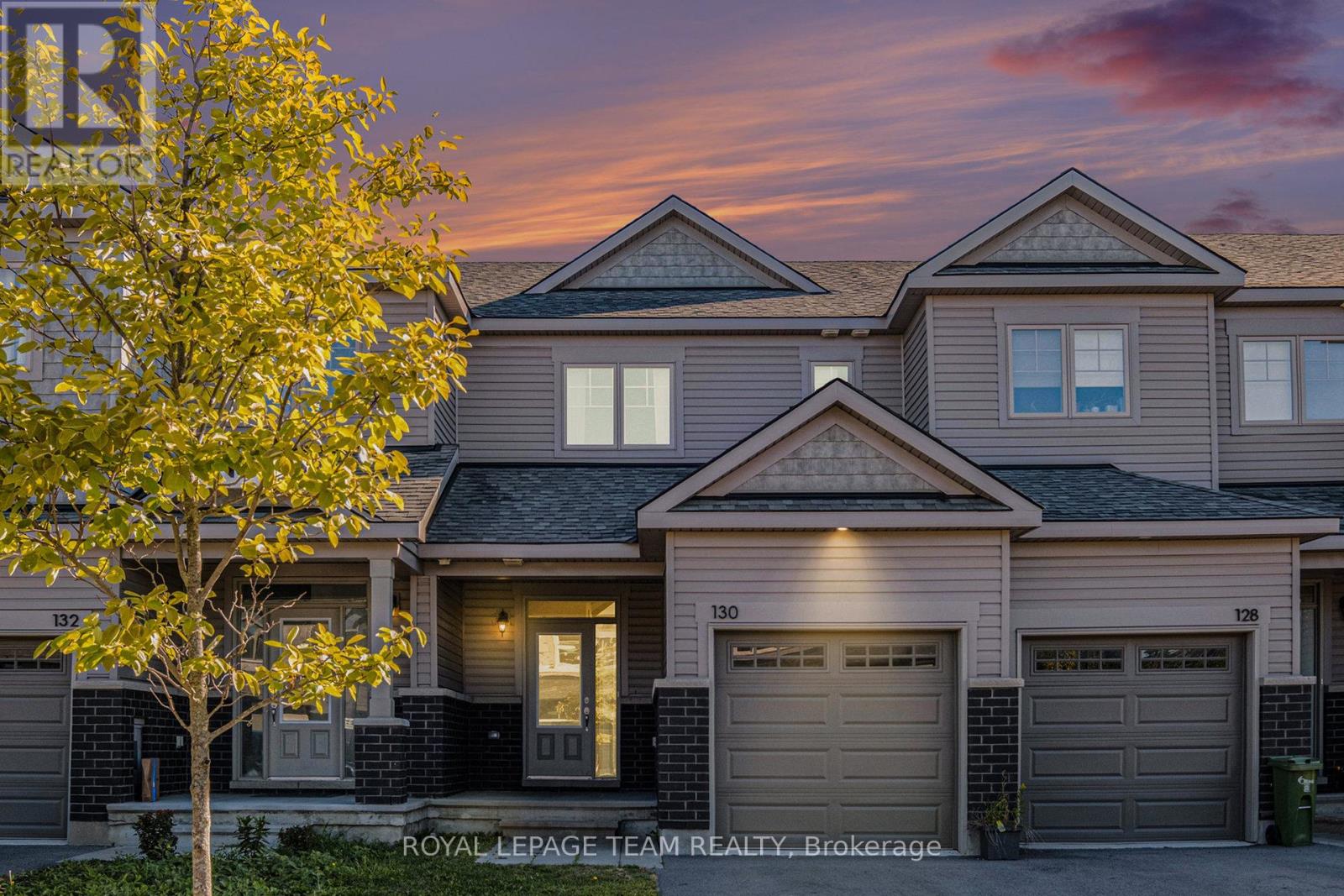 130 Wabikon Cres, Ottawa, ON K1X 0H8