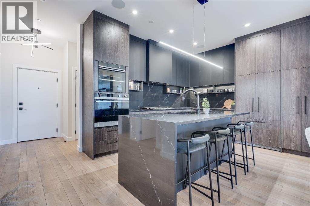 835 78 Street Sw Unit 205, Calgary, AB T3H 6H6