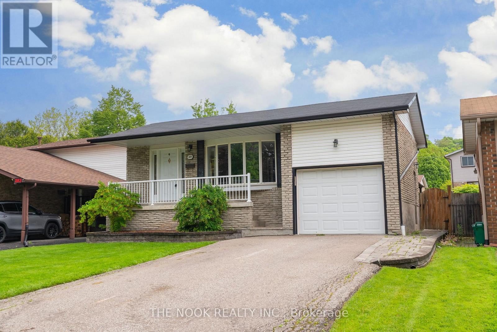 287 Viewmount St, Oshawa, ON L1H 7C2