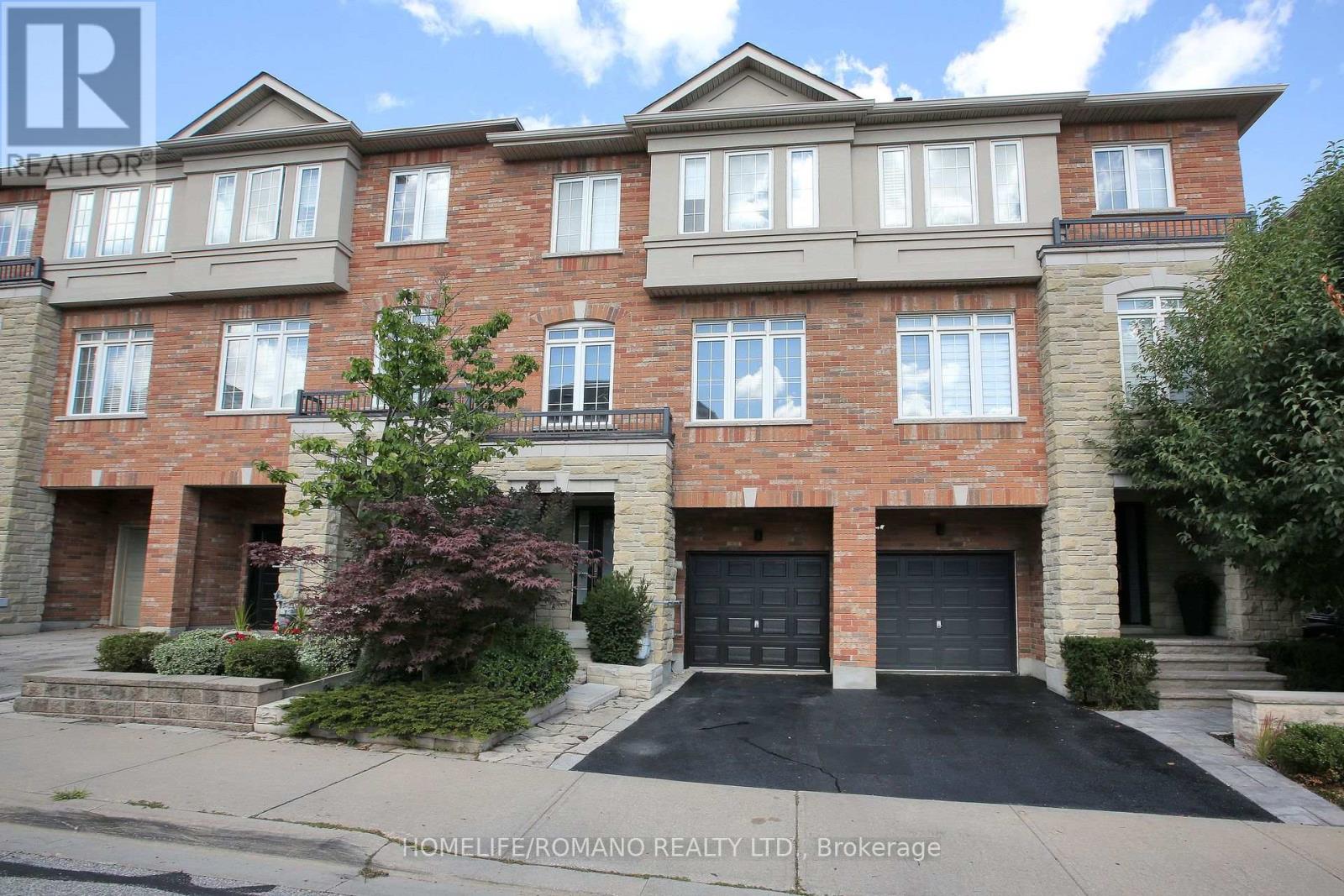 14 Ramage Ln, Toronto, ON M9C 5S6
