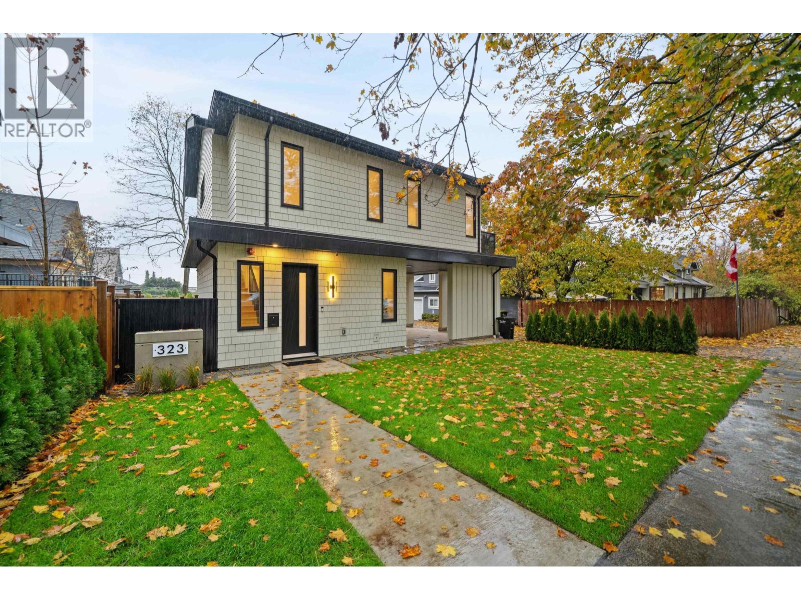 323 N Kamloops St, Vancouver, BC V5K 0A9