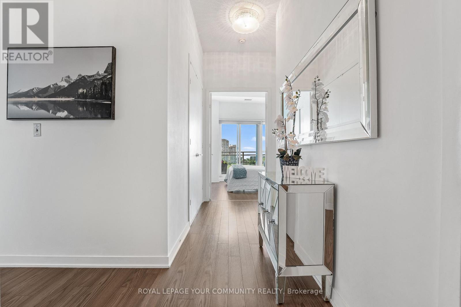 1226 165 Legion Rd N, Toronto, ON M8Y 0B3