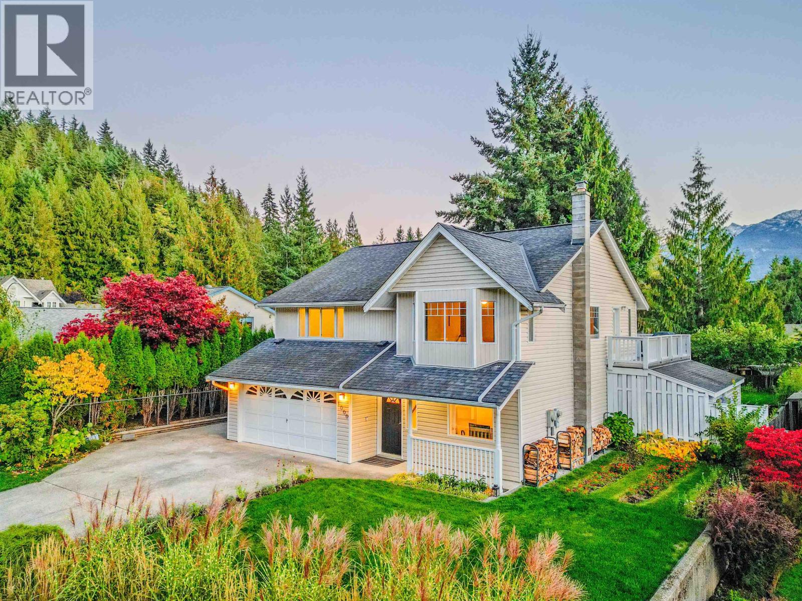 1000 Pia Rd, Squamish, BC V7N 2M2
