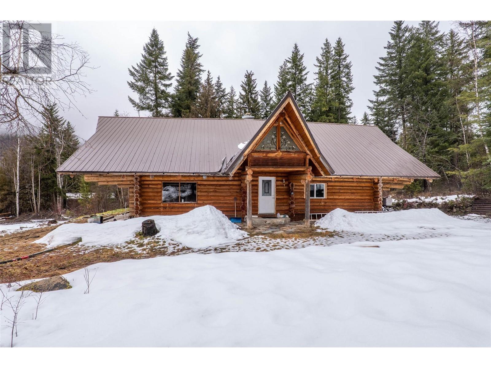 1757 Chase Falkland Rd, Chase, BC v0e 1m1