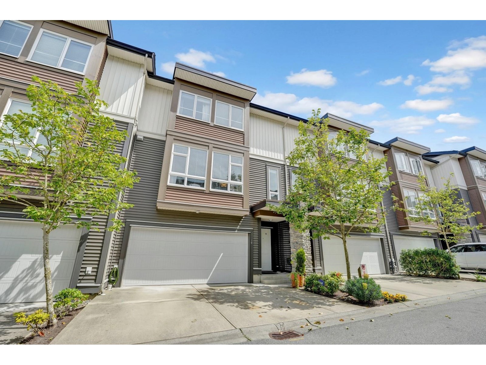 5888 144 Street Unit 40, Surrey, BC V3X 0G8