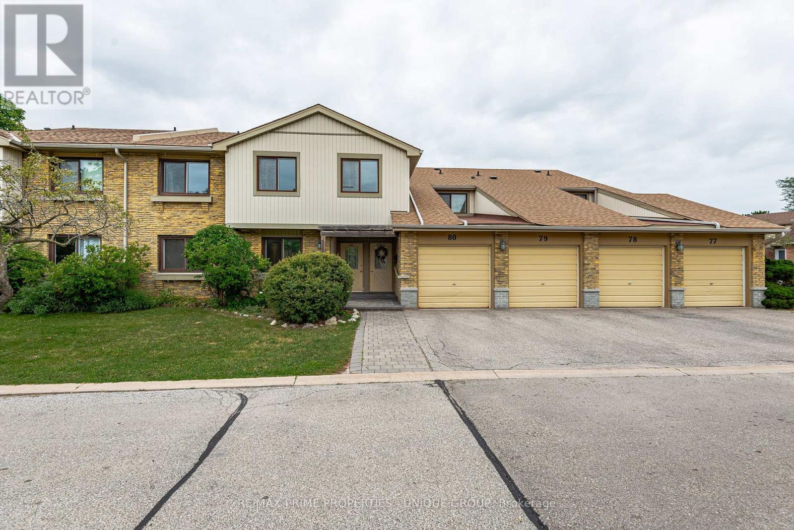 79 6797 Formentera Ave, Mississauga, ON L5N 2M3
