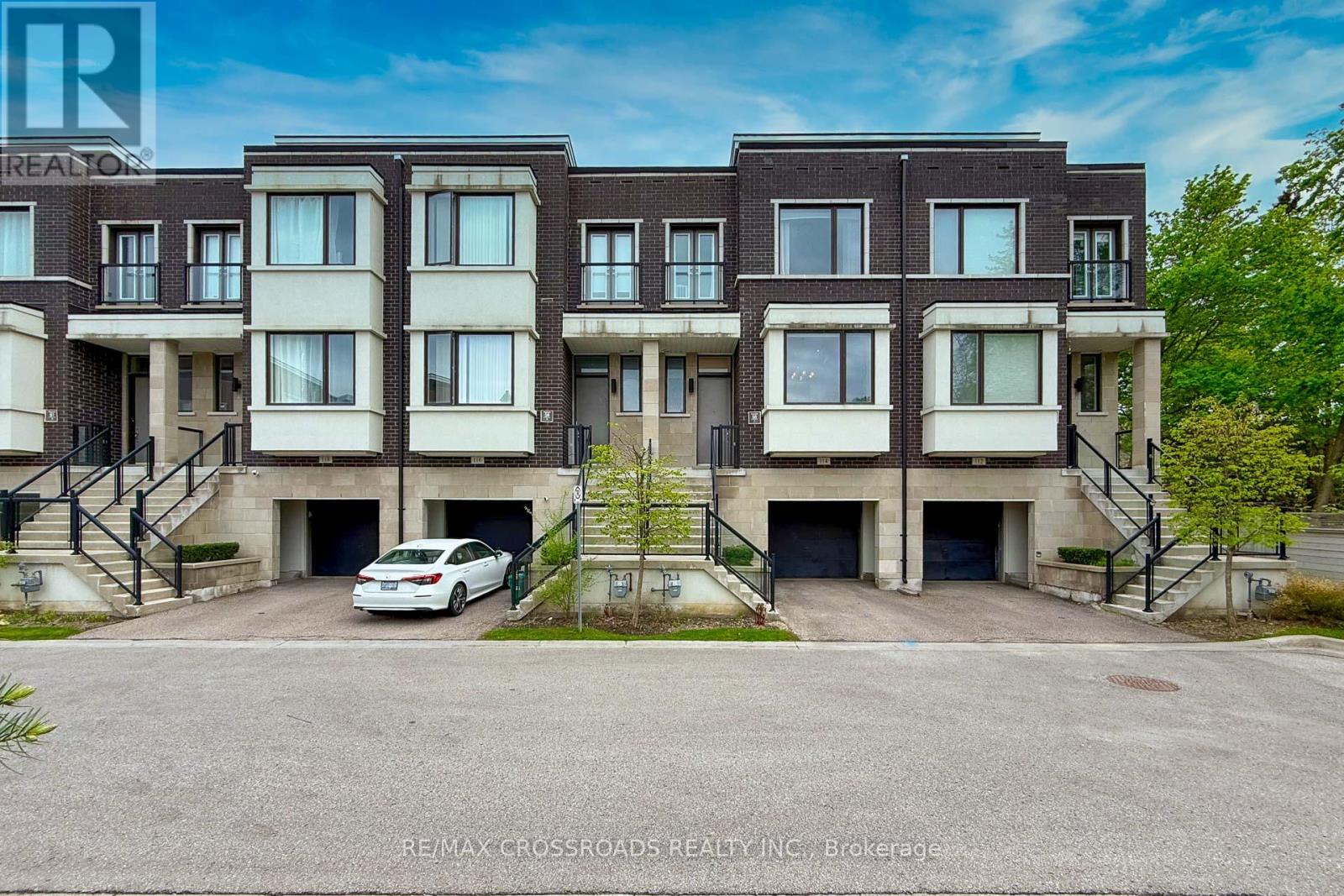 114 Genuine Ln, Richmond Hill, ON L4B 0E5