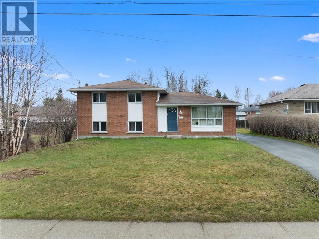 1366 Woodbine Ave, Sudbury, ON P3A 2M4