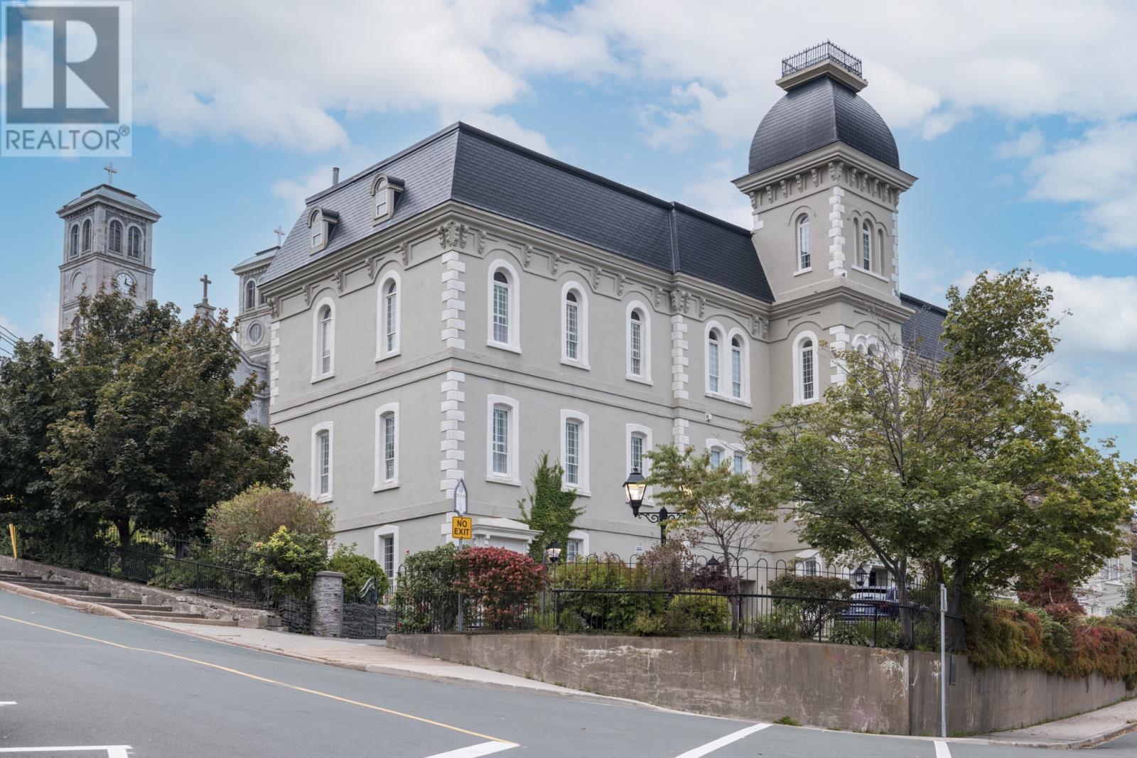64 Queens Rd, St. John's, NL A1C 2A5